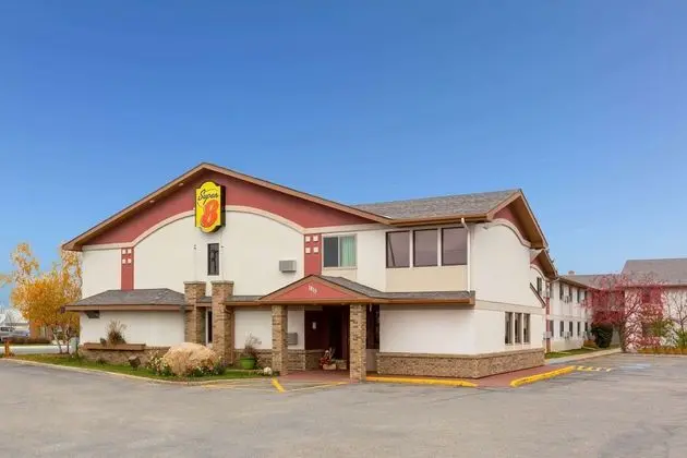 Super 8 by Wyndham Bemidji MN - Dış Mekan