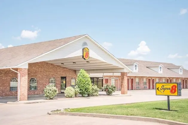 Super 8 by Wyndham Big Cabin/Vinita Area
