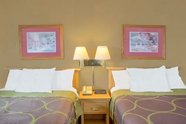 Super 8 by Wyndham Blytheville