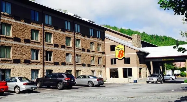 Super 8 by Wyndham Boone NC