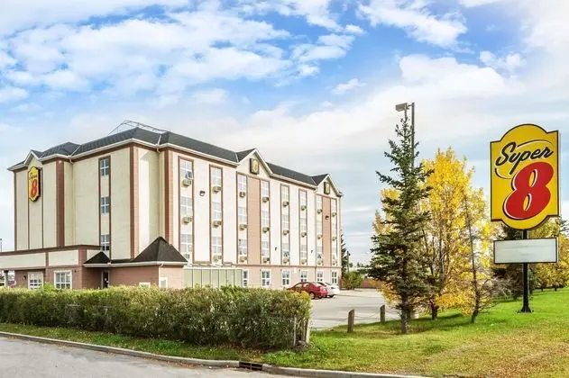 Super 8 by Wyndham Calgary / Airport - Öne Çıkan Resim