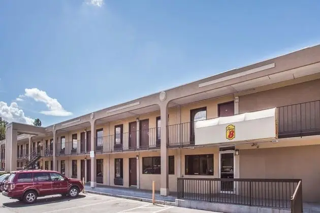 Super 8 by Wyndham Camp Springs/Andrews AFB DC 