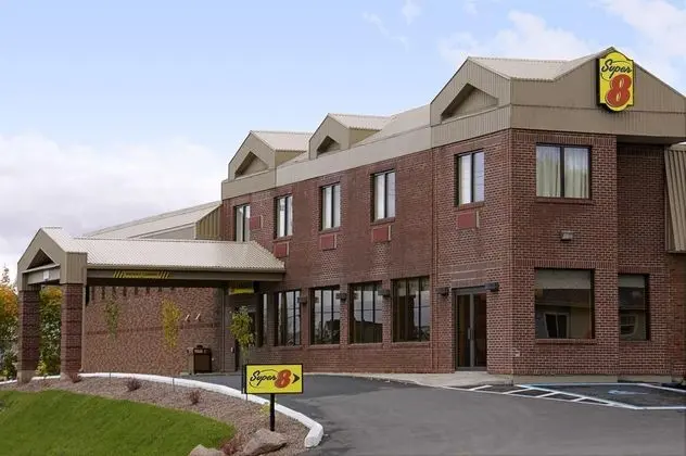 Super 8 by Wyndham Campbellton