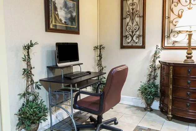 Super 8 by Wyndham Caryville TN