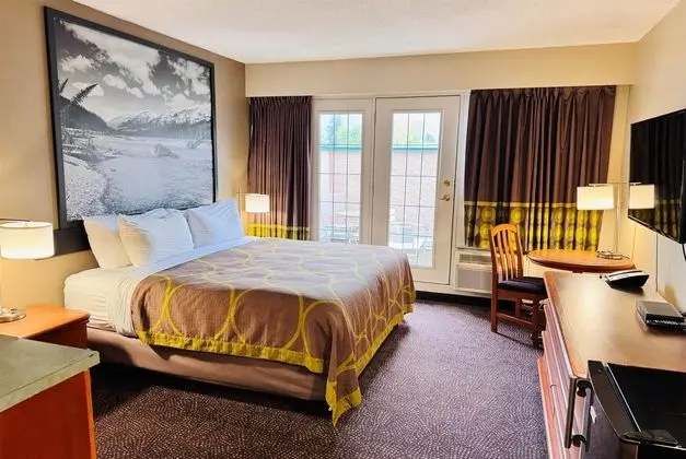 Super 8 by Wyndham Castlegar - Öne Çıkan Resim