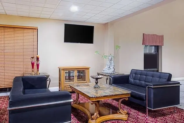 Super 8 by Wyndham Chattanooga/Hamilton Place - Lobi