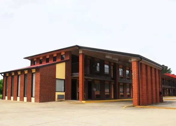 Super 8 by Wyndham Chattanooga Ooltewah