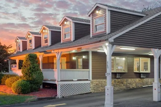 Super 8 by Wyndham Christiansburg
