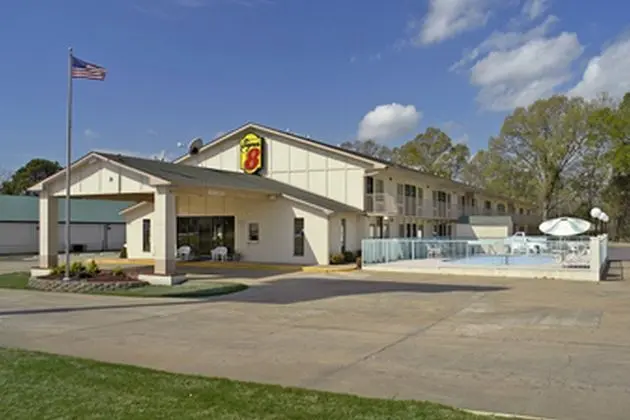 Super 8 by Wyndham Clarksville AR