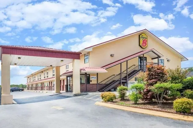 Super 8 by Wyndham Cleveland/Chattanooga, TN