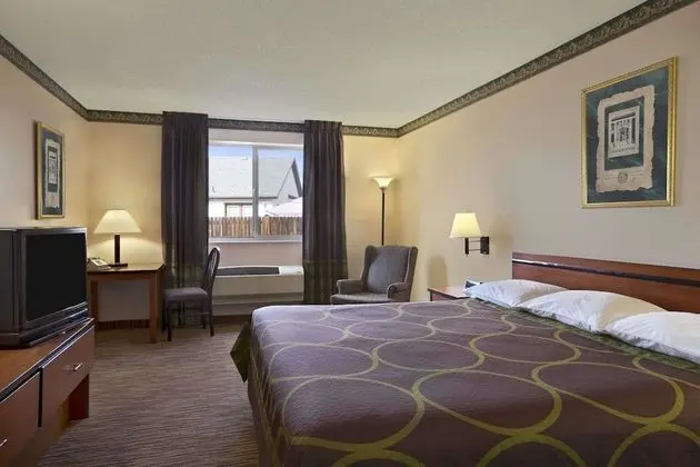 Super 8 by Wyndham Colorado Springs Airport - Oda