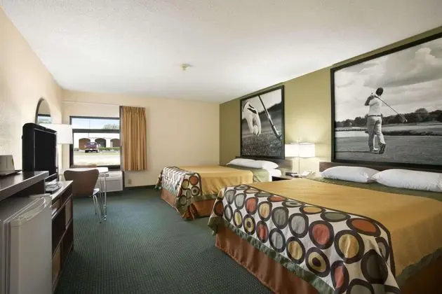 Super 8 by Wyndham Columbia City