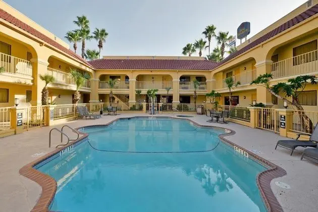 Super 8 by Wyndham Corpus Christi Northwest