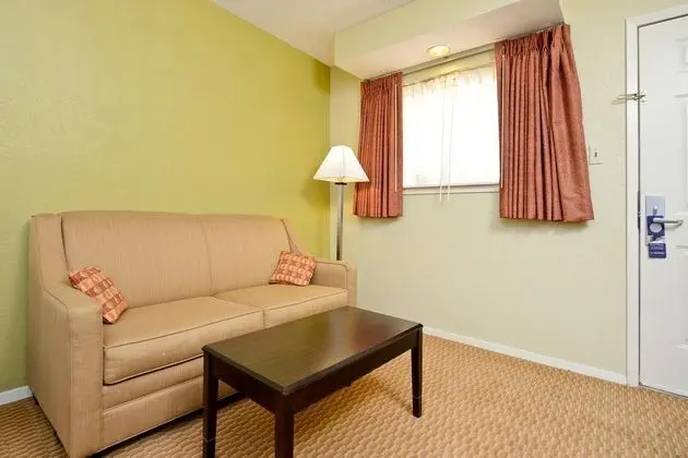 Super 8 by Wyndham Corpus Christi Northwest