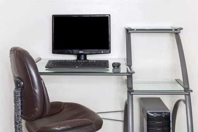 Super 8 by Wyndham Cottonwood