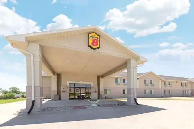 Super 8 by Wyndham Creston