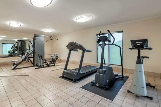 Super 8 by Wyndham Creston - Fitness