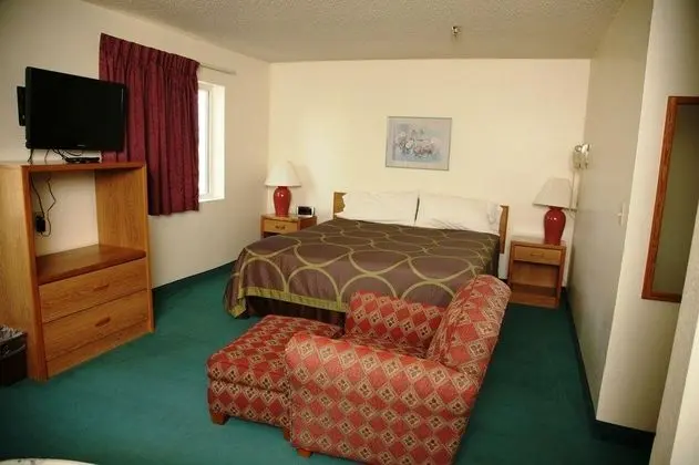 Super 8 by Wyndham Florence Canon City A