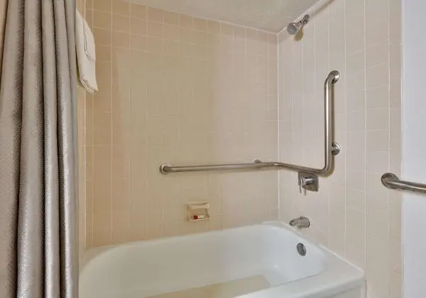 Super 8 by Wyndham Fort Smith - Banyo Tipleri