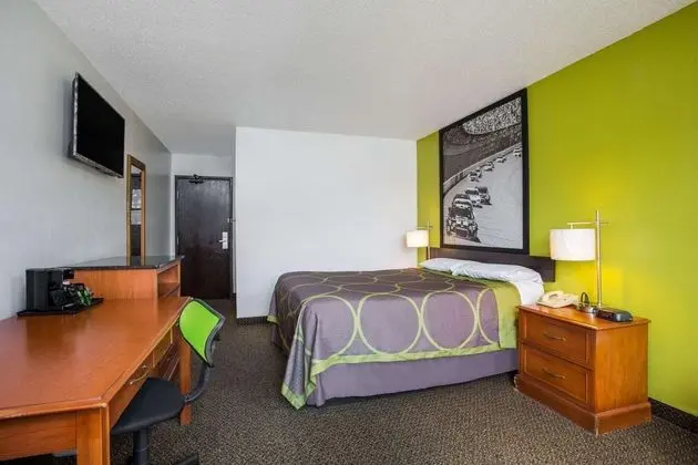 Super 8 by Wyndham Franklin