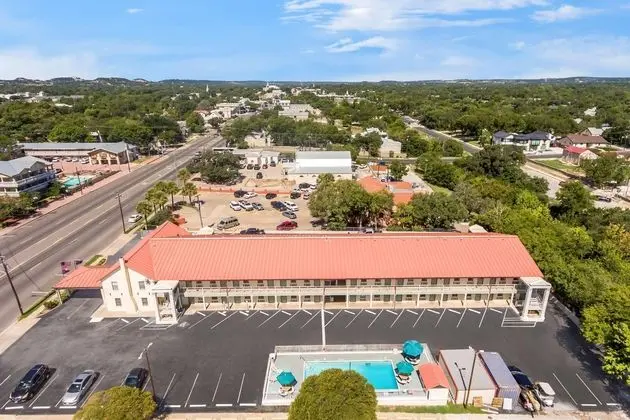 Super 8 by Wyndham Fredericksburg - Öne Çıkan Resim