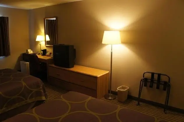 Super 8 by Wyndham Fremont NE