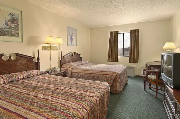 Super 8 by Wyndham Gallup