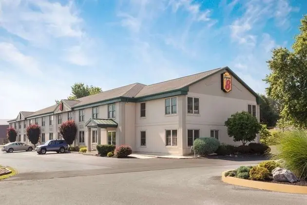 Super 8 by Wyndham Harrisburg Hershey West - Genel