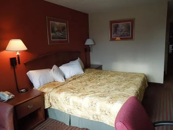 Super 8 by Wyndham Harrisonburg