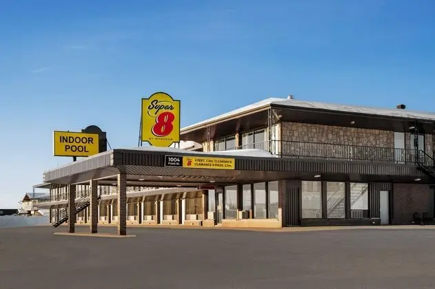 Super 8 by Wyndham Hearst ON - Öne Çıkan Resim