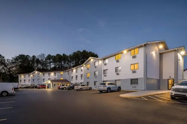 Super 8 by Wyndham Homewood Birmingham Area - Dış Mekan