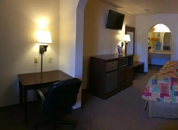 Super 8 by Wyndham Idabel