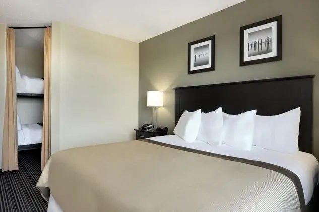 Super 8 by Wyndham Kapuskasing