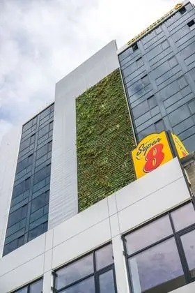 Super 8 by Wyndham Koblenz