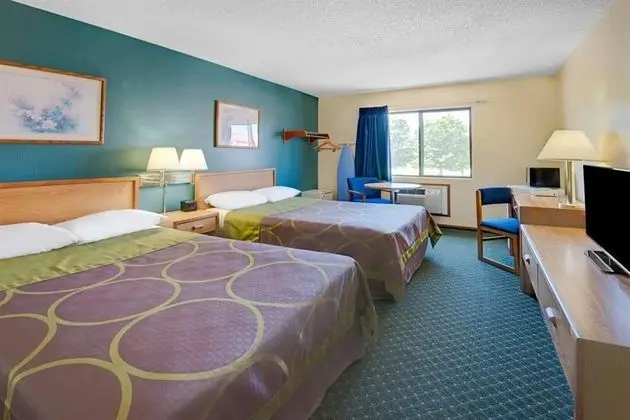 Super 8 by Wyndham Lenexa Overland Park Area