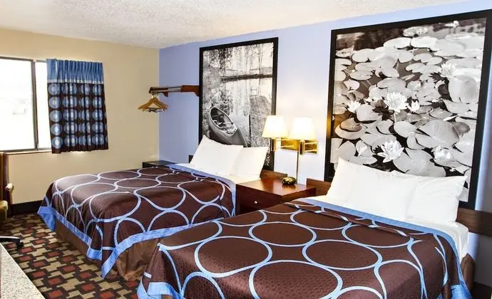 Super 8 by Wyndham Little Falls