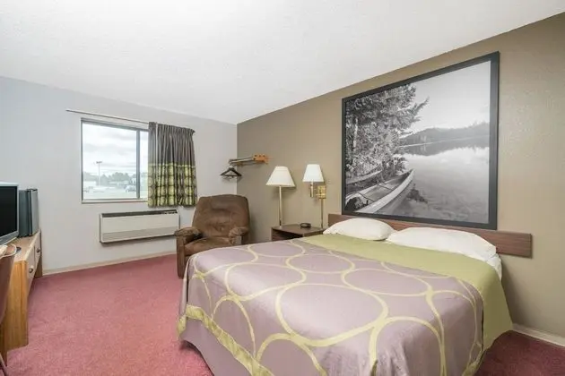 Super 8 by Wyndham Little Falls - Oda