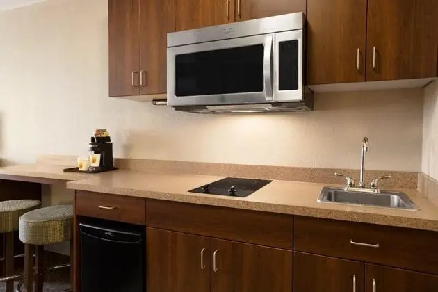 Super 8 by Wyndham Lloydminster - Genel