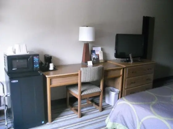 Super 8 by Wyndham Midlothian/Richmond Area
