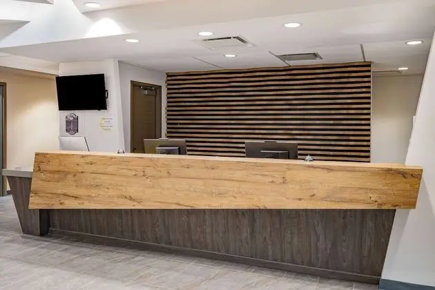 Super 8 by Wyndham Moosonee - Lobi