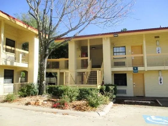 Super 8 by Wyndham Nacogdoches