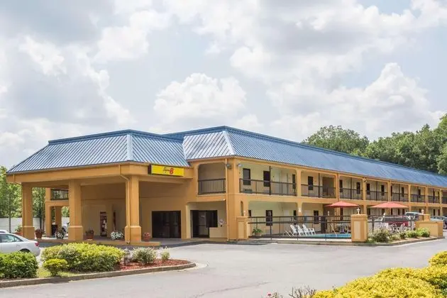 Super 8 by Wyndham Norcross/I-85 Atlanta
