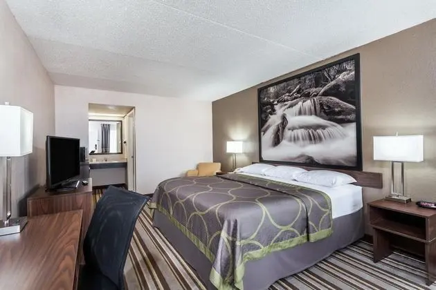 Super 8 by Wyndham Pigeon Forge-Emert St
