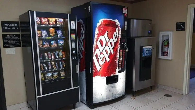 Super 8 by Wyndham Pine Bluff