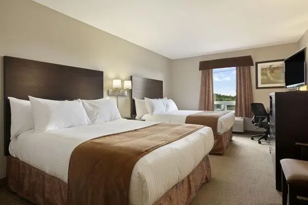 Super 8 by Wyndham Prince Albert