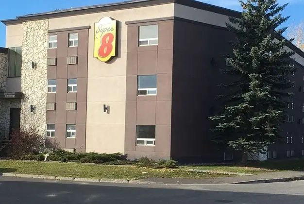 Super 8 by Wyndham Prince George