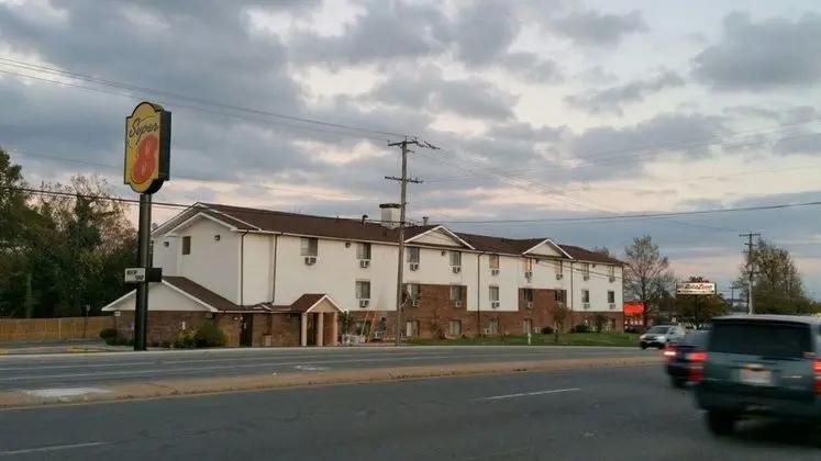Super 8 by Wyndham Richmond/Broad Street