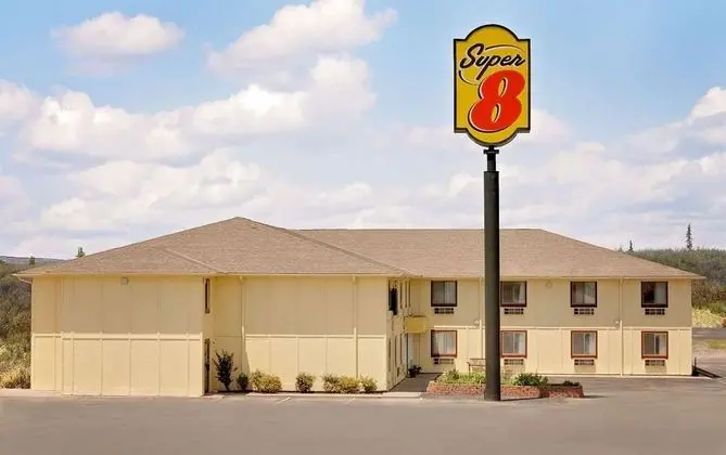 Super 8 by Wyndham Rock Port MO - 1