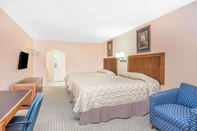 Super 8 by Wyndham San Angelo