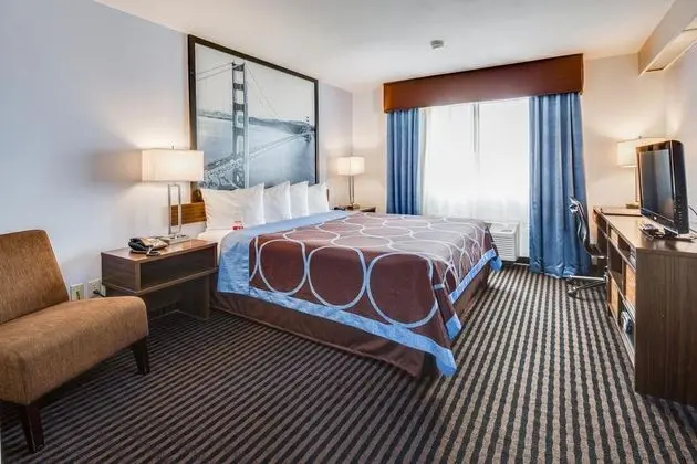 Super 8 by Wyndham San Bruno /SF Intl Arpt West